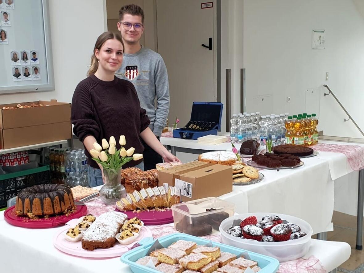 Eine leckere Kuchenauswahl gab's von der SMV.